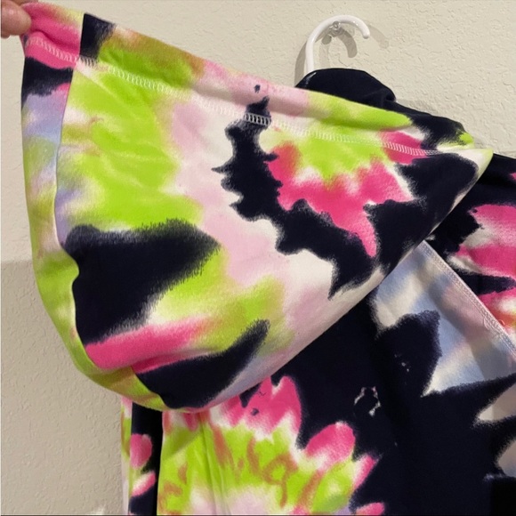 Betsy and Adam - Picture 4 of 4